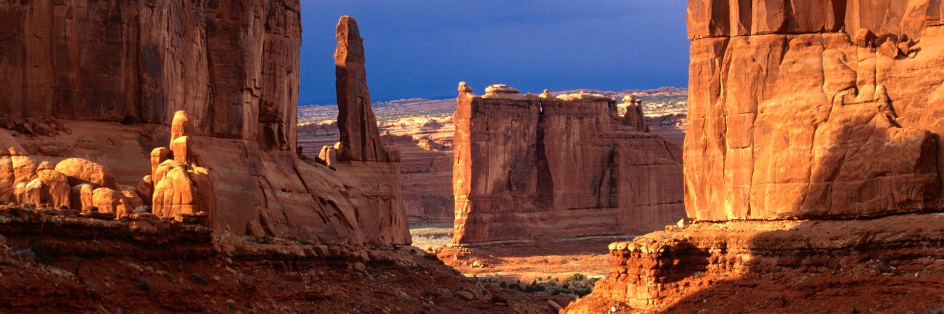 Sandstone walls of Park Avenue.