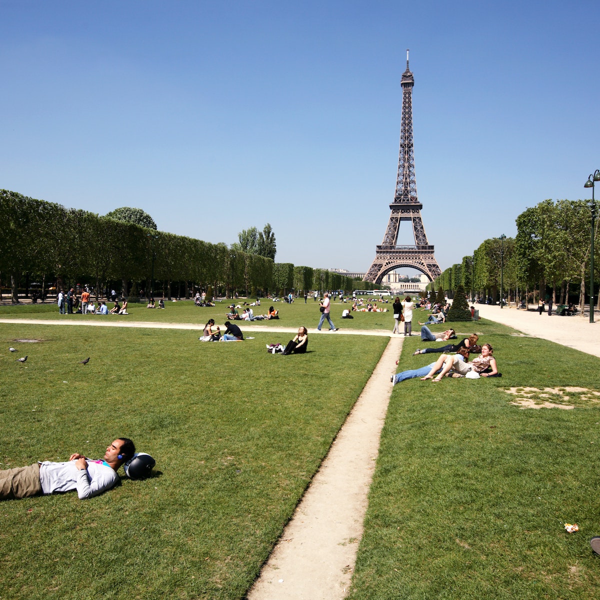 Parc du Champ de Mars with Eiffel Tower in background.