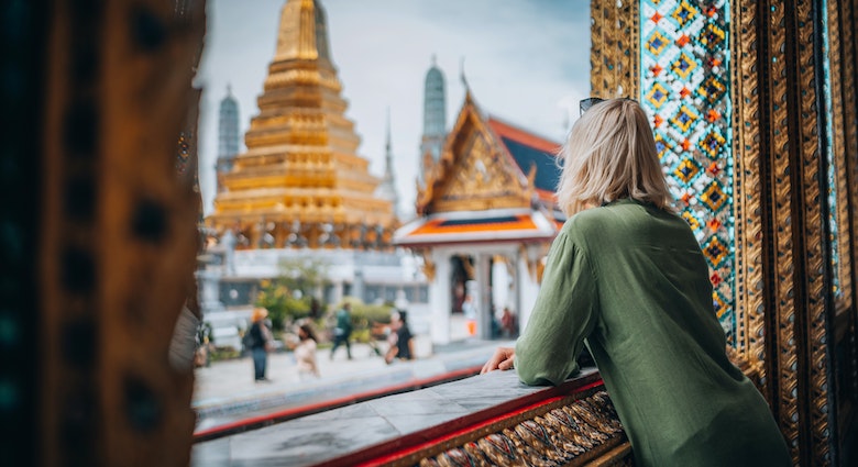 Young woman exploring Grand Palace and Wat Phra Kaew in Bangkok, Thailand
1449522453